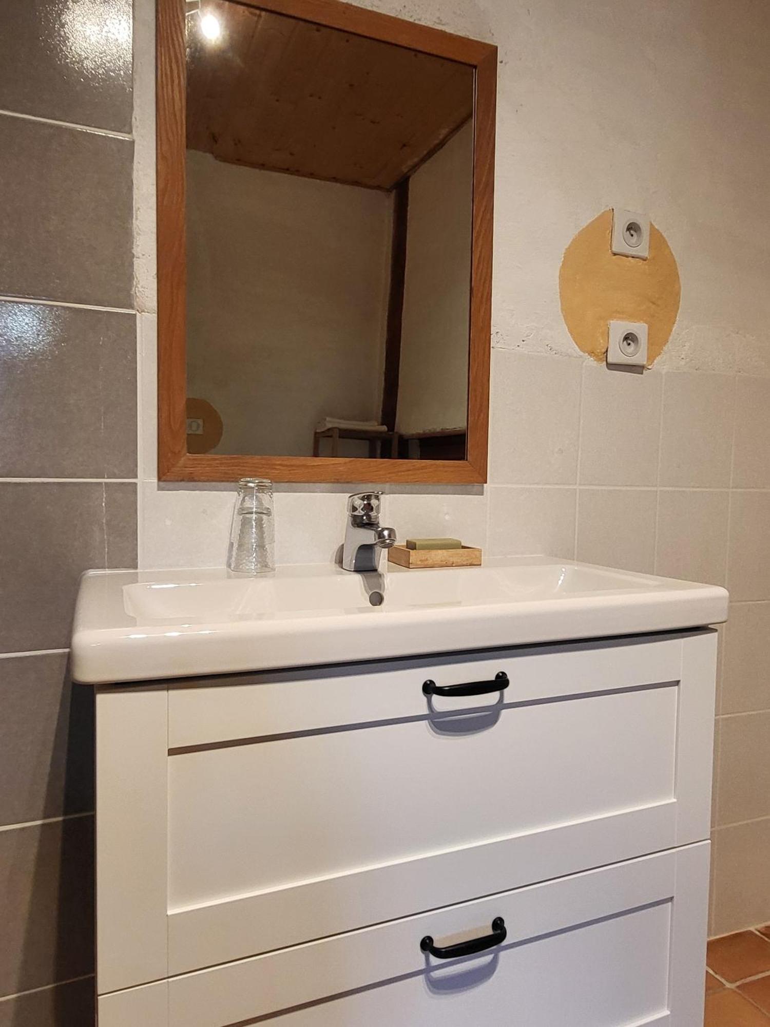 Le Grenier A Ble Hotel Satillieu Kamer foto